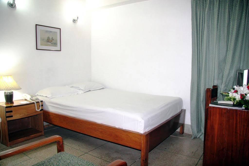 White House Hotel - City Center Ντάκα Εξωτερικό φωτογραφία