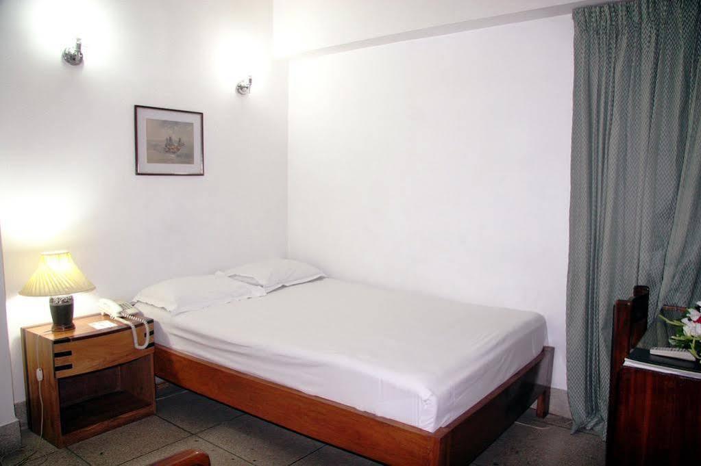 White House Hotel - City Center Ντάκα Εξωτερικό φωτογραφία