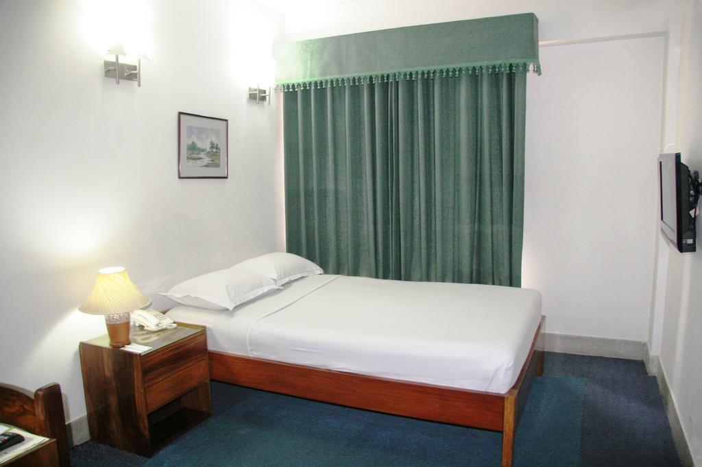 White House Hotel - City Center Ντάκα Εξωτερικό φωτογραφία