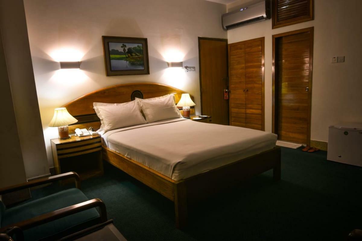 White House Hotel - City Center Ντάκα Εξωτερικό φωτογραφία