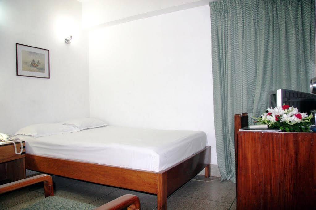 White House Hotel - City Center Ντάκα Εξωτερικό φωτογραφία