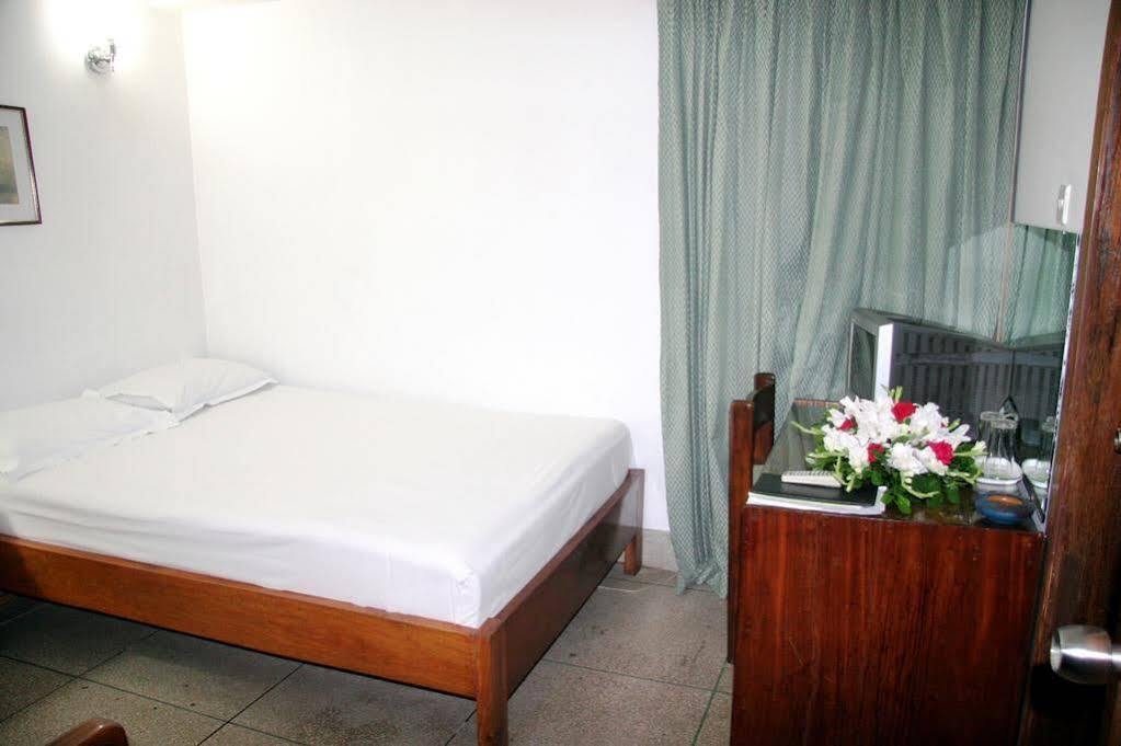 White House Hotel - City Center Ντάκα Εξωτερικό φωτογραφία